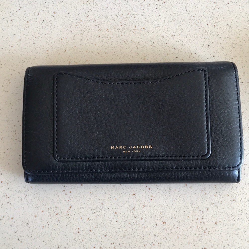 Marc jacobs wallet never used